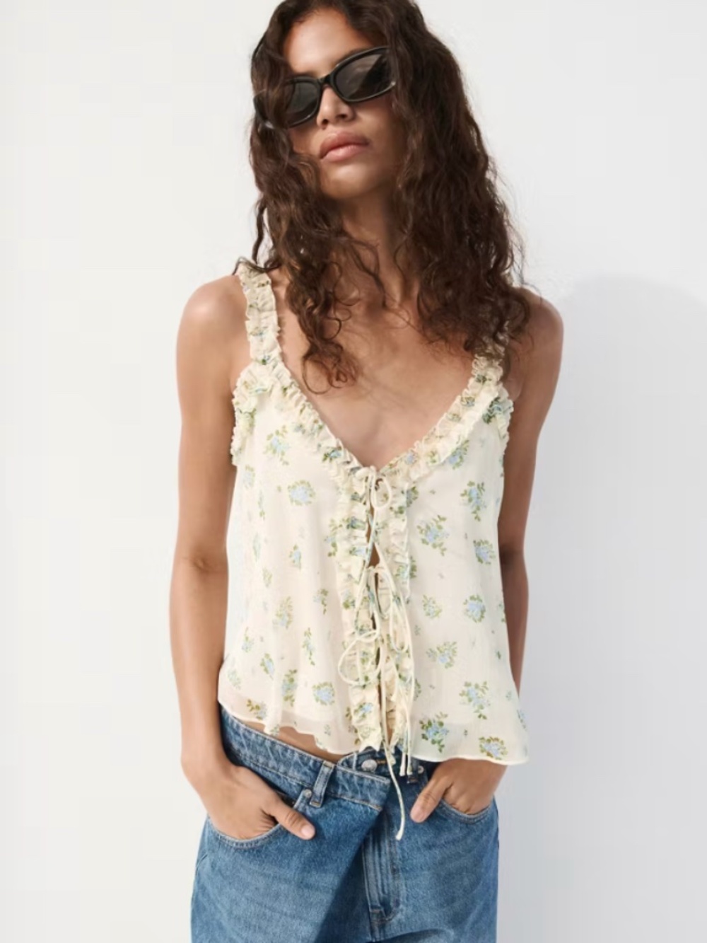 NWT MANGO Floral top with bow details - XS